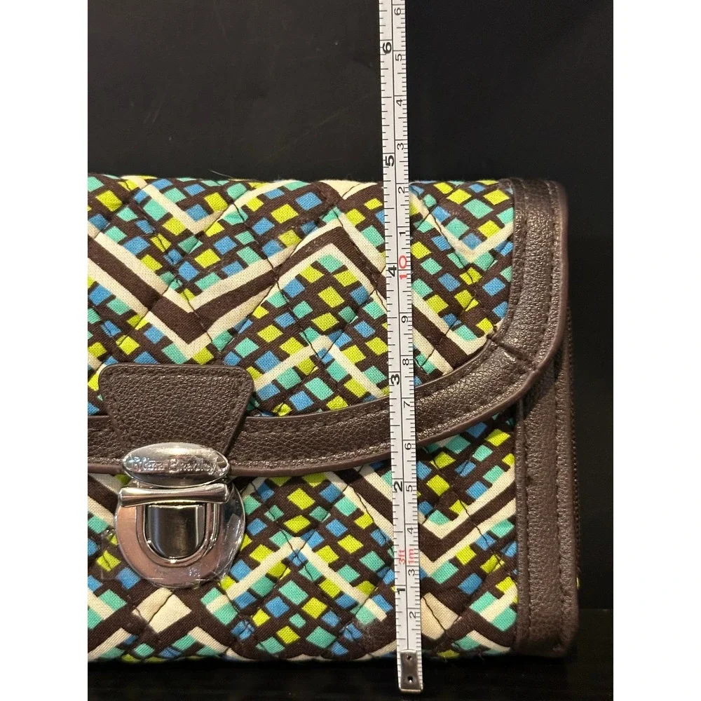 Vera Bradley All In One  Wallet Wristlet Geometric Quilted Brown Blue - Picture 4 of 6